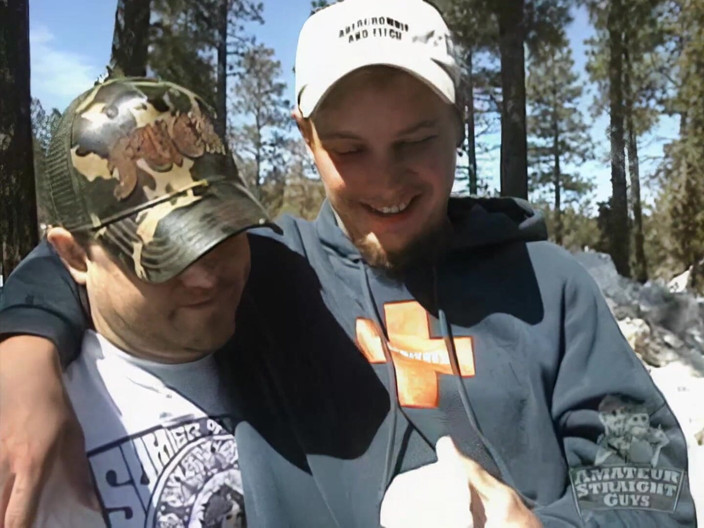 Jay's Amateur Straight Guys: Lucas a Nitro v 2K!