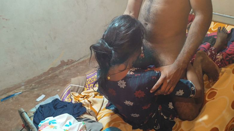 Ankush raj: První video sex s mojí nevlastní sestrou, nevlastní bratr mě...