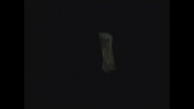 MMV films - The Original: ムラムラした若い巨乳赤毛の女の子は、大きな硬いコックによってプールで彼女のお尻を叩かれます