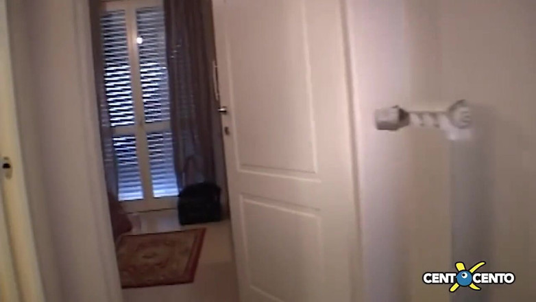 CentoXCento Italia: Con điếm lớn