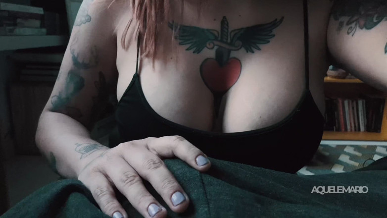 aquelemariooficial: Jeeh Suicide dikongkek begitu jahat pada zakar saya dengan buah...