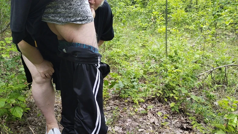 Zona901: Neighbor Sucks My Dick in a Park and Swallows Hot...