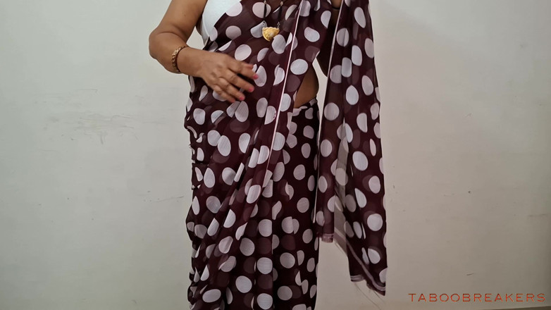 TABOOBREAKERS: कृष्ण बसूरी रासलीला मैं राधा हूं