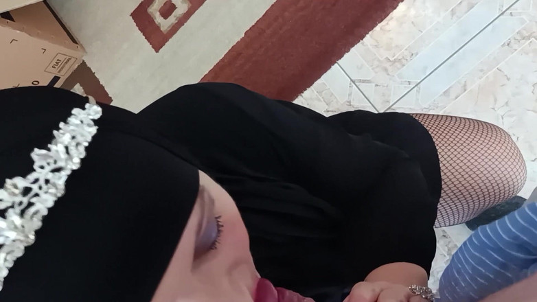 Asisa_oz: Pacar saya berterima kasih kepada saya dengan cumshot di wajah...