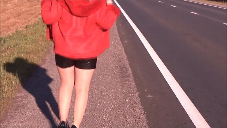 Nylon-Heels: Mi paseo en pantalones cortos de cuero