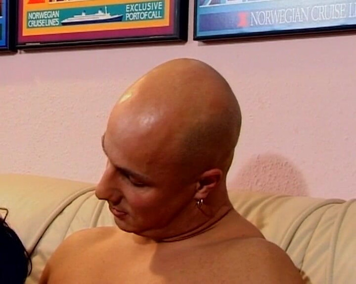 BB Video - Old School: Peludo coño alemán milf amateur ama de casa morena follada...