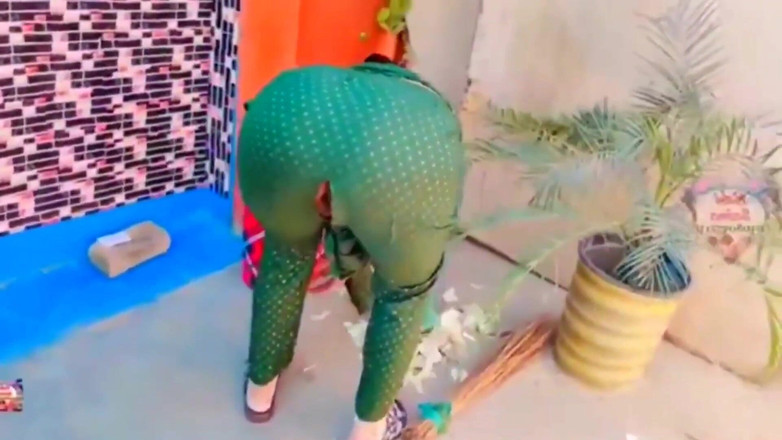 Muskan Rani: 사라 칸 새로운 비디오