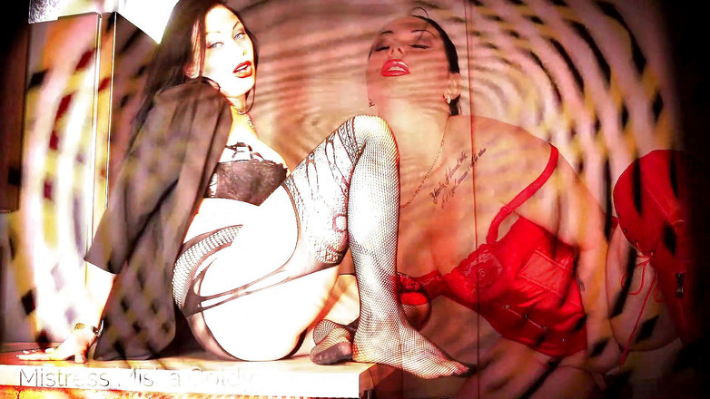 Goddess Misha Goldy: बिना सोचे-विचारे प्रस्तुत करना! अपने बटुए को खाली करने के लिए आभारी बनें! माइंड चुदाई 2