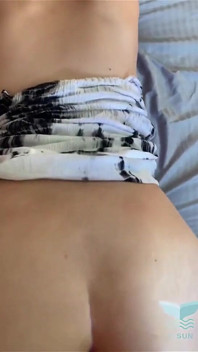 Culona y hermanastra tetona natural tiene orgasmos temblorosos de follar duro en primer plano