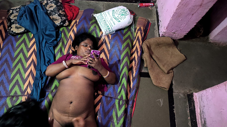 Kajalbhabhi87: Secretamente Follada a La Criada