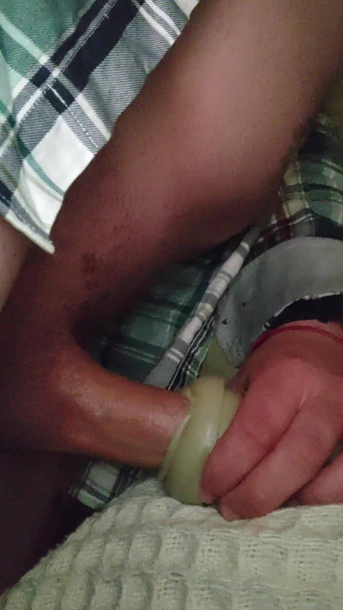 Mr-MadTeacher: 젖탱이를 빨아주는 발정난 밀프