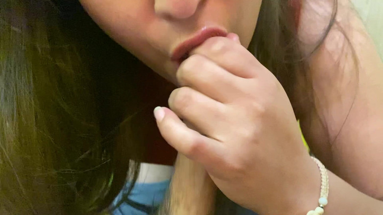 yahaira martinez: Naplním si ústa mlékem