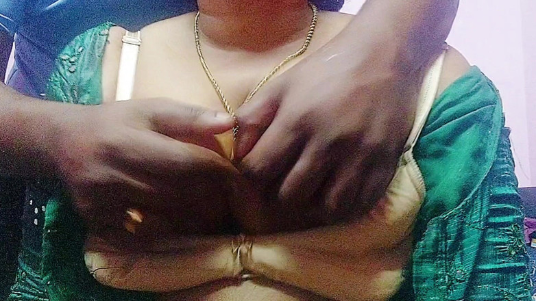 Desi Mohini: Indiana hardcore sexo com padrasto