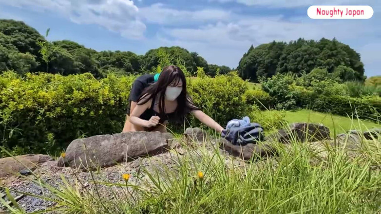 Neon Tenshi: Slender casado beleza pego por seu marido. Diversão de verão...