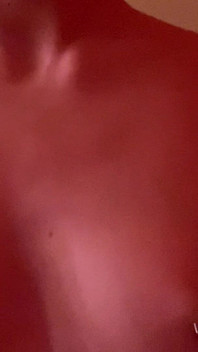 Tôn thờ vú và núm vú của tôi