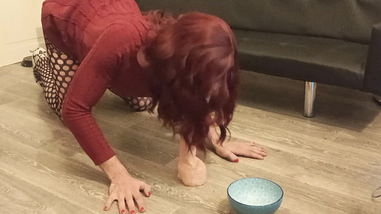 Bambi Femby: Chuda trening Femboi