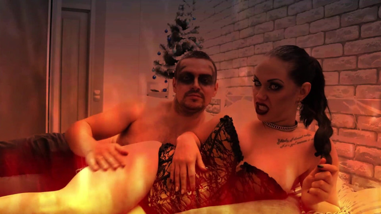 Goddess Misha Goldy: Боже, не любив тебе! Не святкувати Різдво!