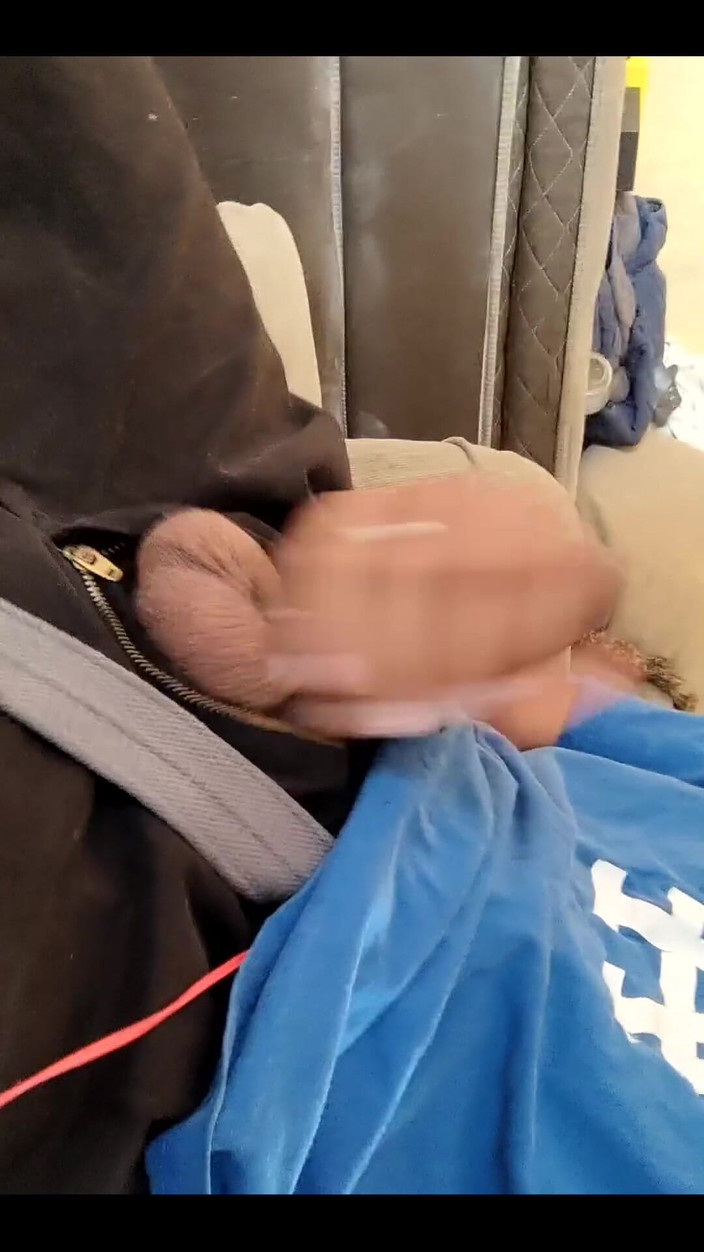 AlexAlejandro13: Получаю молоко дома