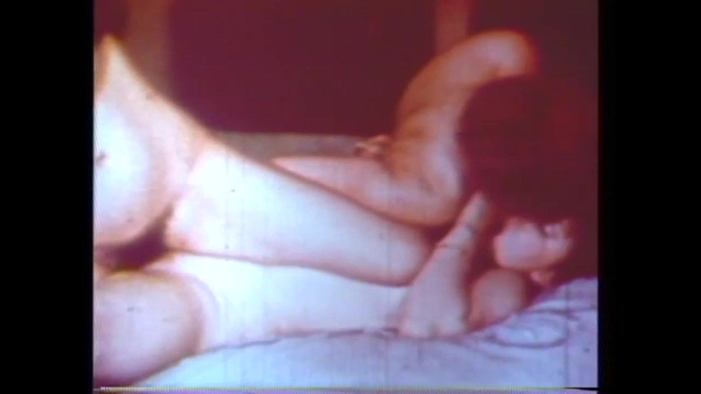 Vintage Megastore Full hd: Сексуальная лесбиянка-трахательница