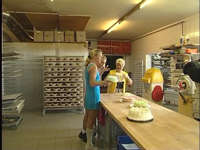 Naughty Girls: Mature slut and young lezzies in food fight