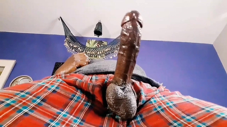 Big black cock BBCee: तेल से सना हुआ मेरे बड़े काले का तीव्र शरीर कराहते हुए वीर्य निकालना