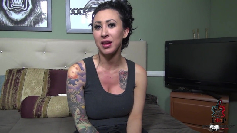 Get your knees Dirty: Lilly Lane
