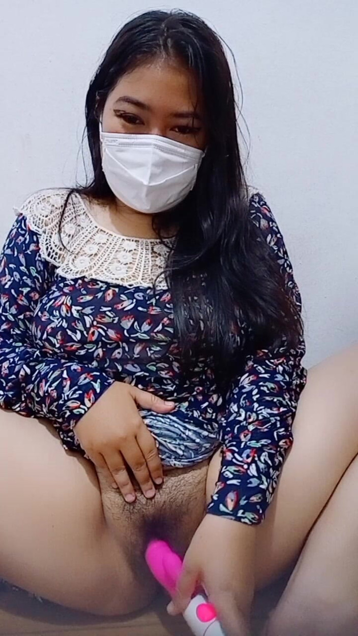 Vaginabig88: Perempuan Desa Sexsi Menggoda Colmek