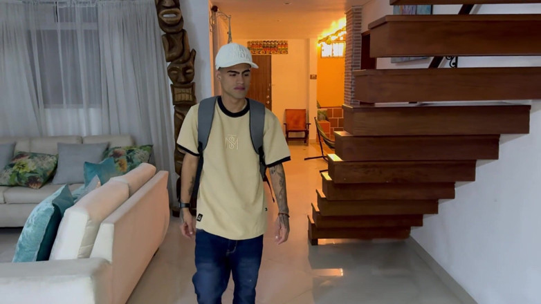 Danyelbigcockx21: Ibu tiri Carla Morelli ditangkap merakam dirinya dan menunggang zakar...