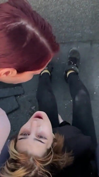Lezdom spitting a kouření ponížení s dvojitou doume