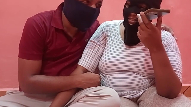 Priya aunty: Ứng dụng Dostt nói chuyện bẩn thỉu nóng bỏng với...