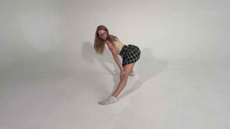 Skinny_lady69: 崇拜身体女神瑜伽