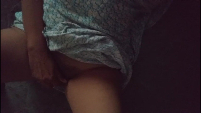 Miya White: Heiße stiefschwester mit dicken möpsen vom dildospiel ihres stiefbruers gefickt