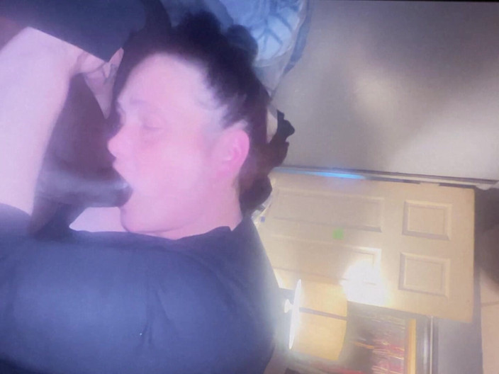 Magic gums: Mijn Boo-pyjama en een lekkere grote zwarte pik om op...