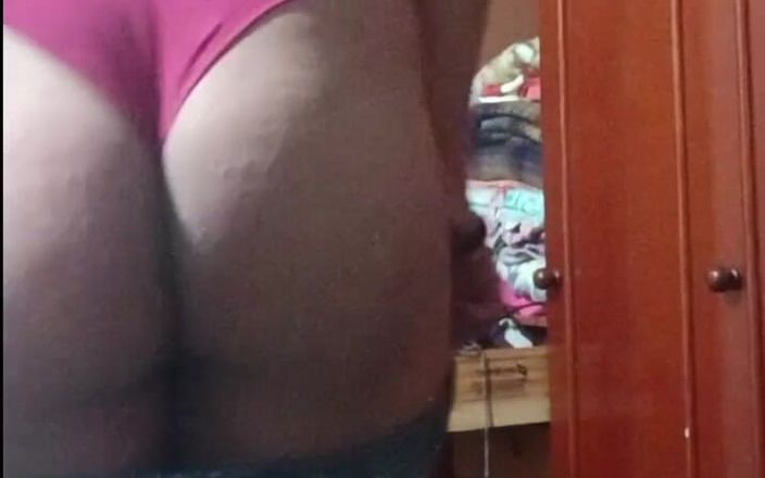 Thipansex: Показываю мою сисси задницу