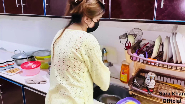 Sarakhan: 義理の甥は、私が今は男だと言っていました