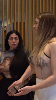 Don Bergolinni hledá múzu. nejbizarnější lesbický casting v Buenos Aires.