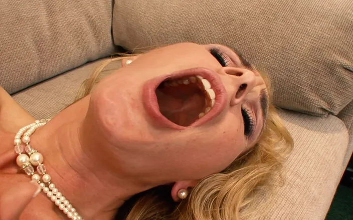 BestPorn85: Lesbian Massage Table Sex with Jelena Jensen and Tanya Tate