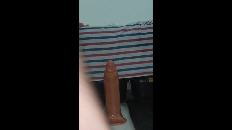 O1ST: Nahý na koni moje velká dilda