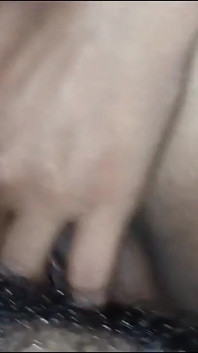 Ibu tiri montel mengongkek pelbagai posisi dan creampie di Vagaina