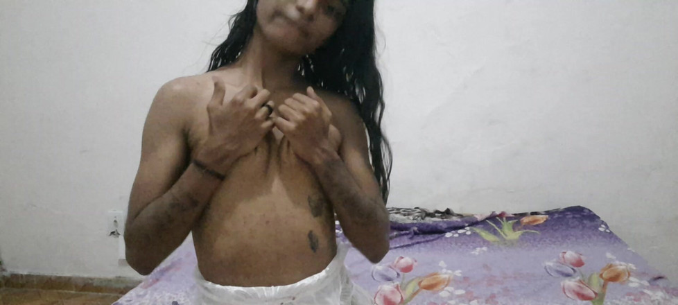 Paty Bumbum: Desi Sedutora De Homens Peitos Pequenos Buceta Pequena