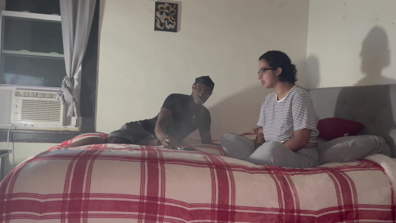 TheRealBigDaddyKJ: Latina rijpe vrouw met grote kont spuit op grote zwarte...