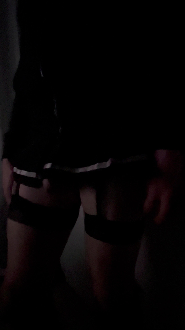 Miu_femboy: かわいいフェムボーイが犯される