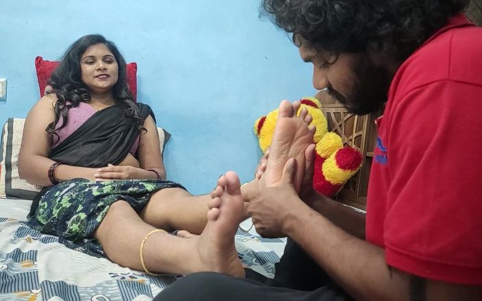 Vaigavarun Feet romance: पैरों की मालिश