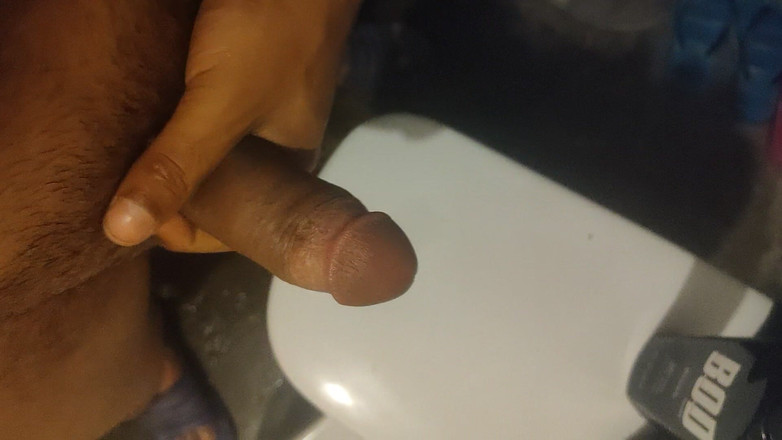AlexAlejandro13: 화장실에서 내 우유를 펌핑