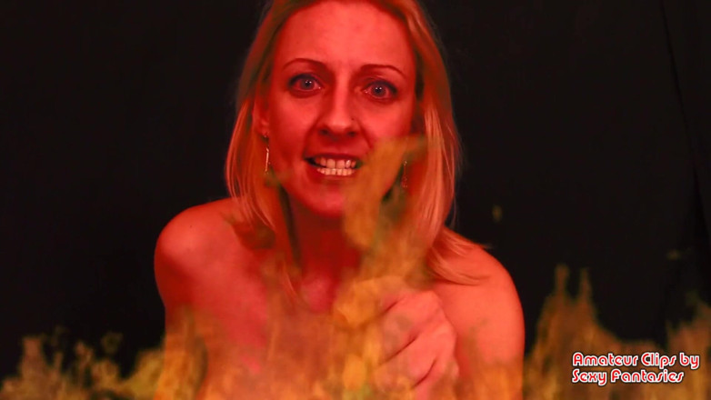 Brittany Lynn: Transformación en demonio después de Barfly te convence, alma, para...