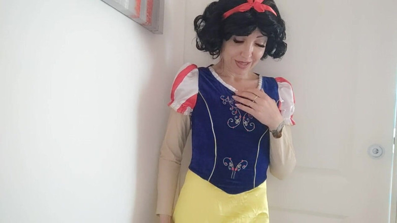 savannahamatoriale: snowhite, prințesa ta preferată