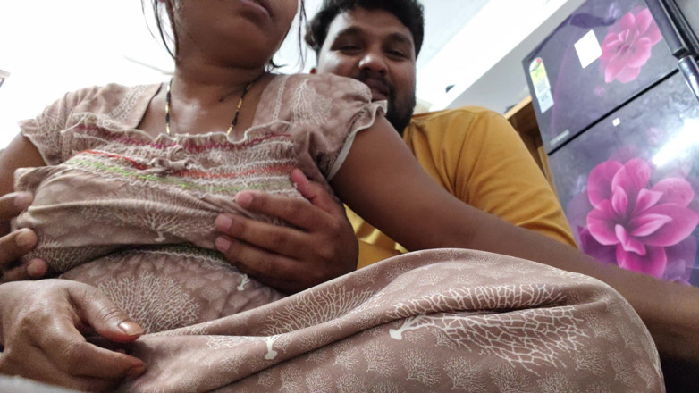 Premi pooja: Stepbrother - Stepsister Romance in Hindi Audio - Romantic Boobs Show Video -...