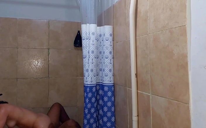 Casal Prazeres RJ: Husband Found Hot Girl in the Shower and Couldn&amp;#039;t Not...