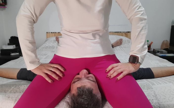 Goddess Stephanie: Ingen nåd för ditt jävla förlorare ansikte! 4k! Fhd! 10 minuter!