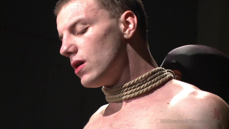 30 Minutes of Torment: 30mt Spettacolo dal vivo con Doug Acri